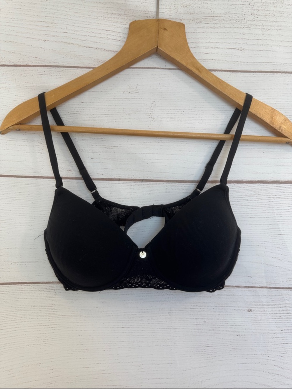 Women's Natori Black T-Shirt Bra - Women Intimates Size 34B